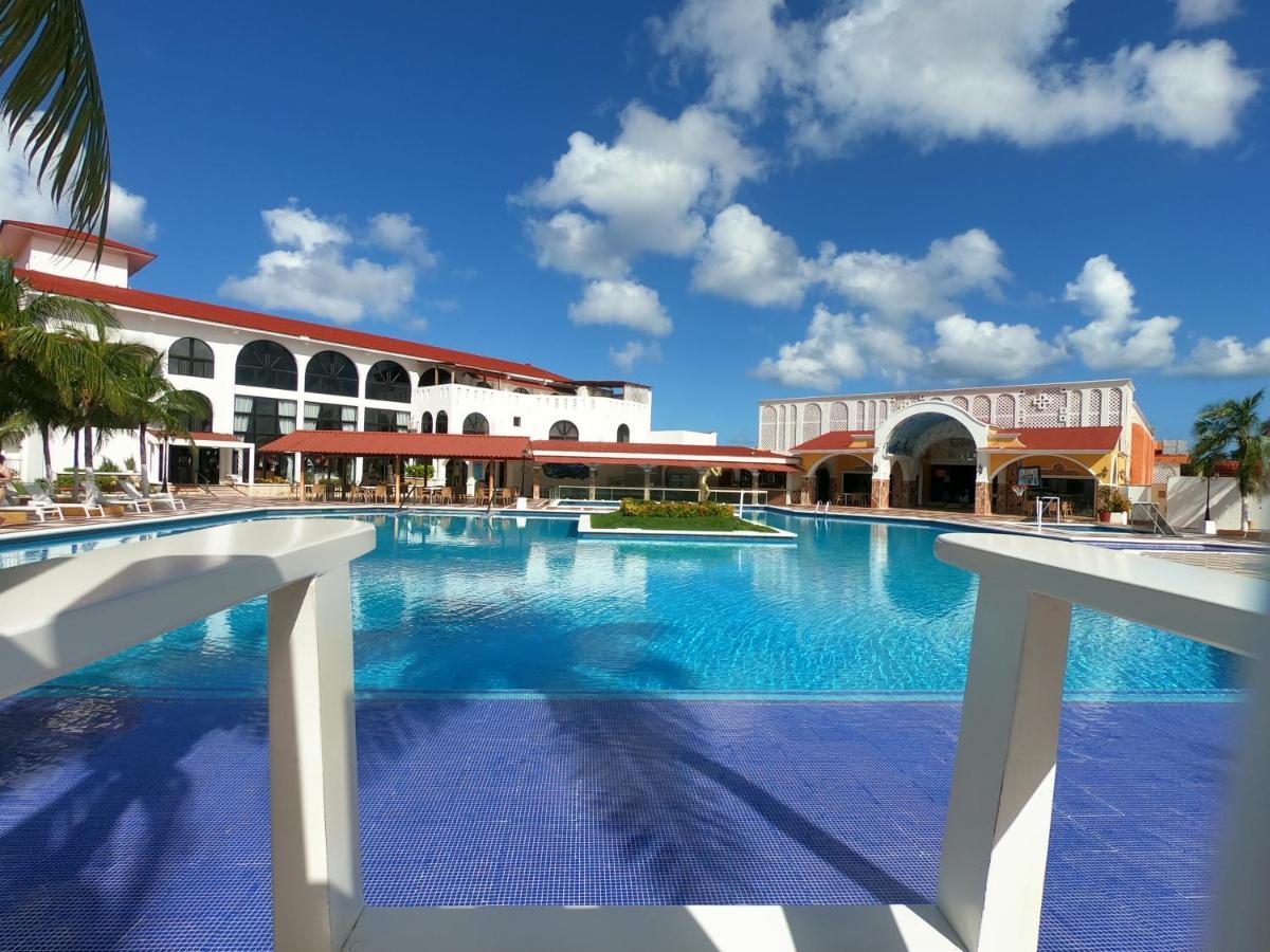 & Tm By Wyndham Hotel 4*